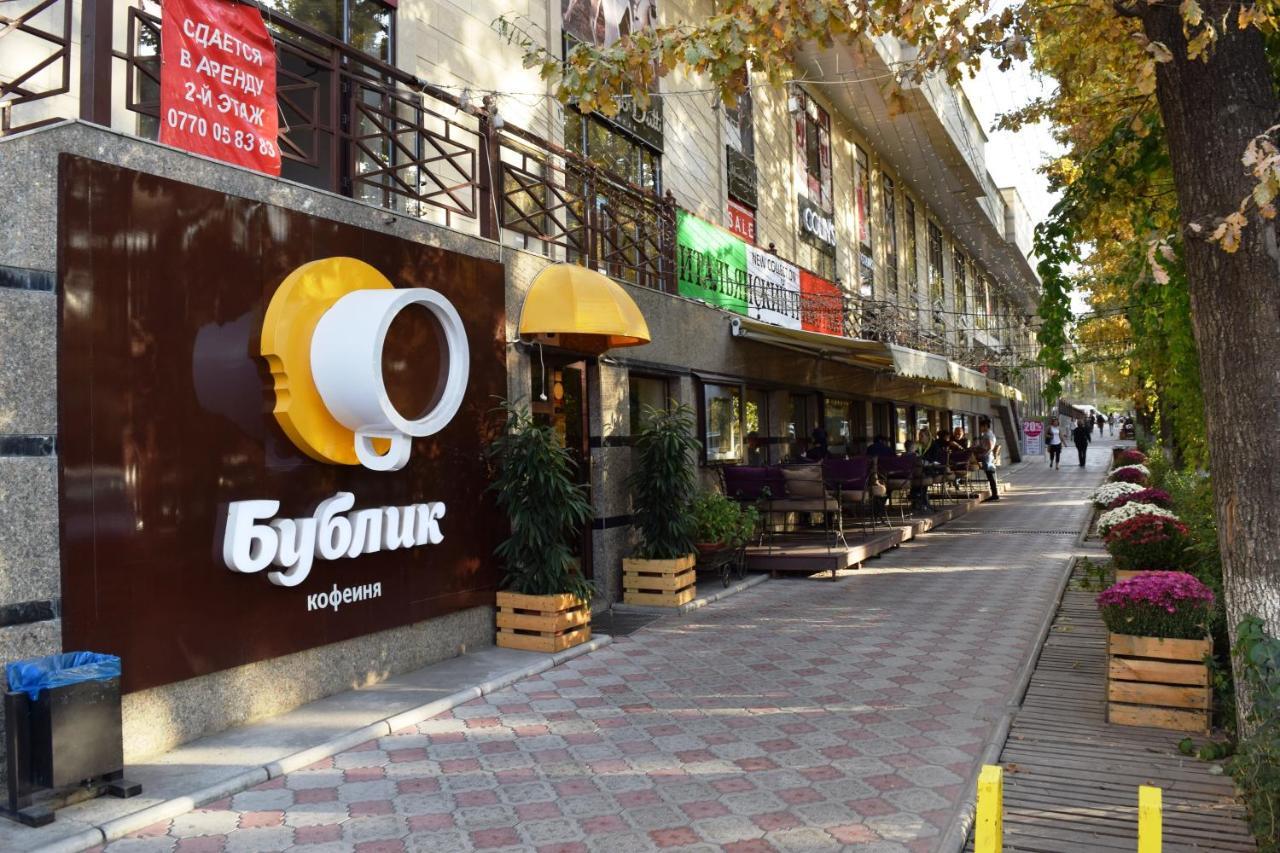 Bishkek Sunny Apartment In The Center Exterior photo